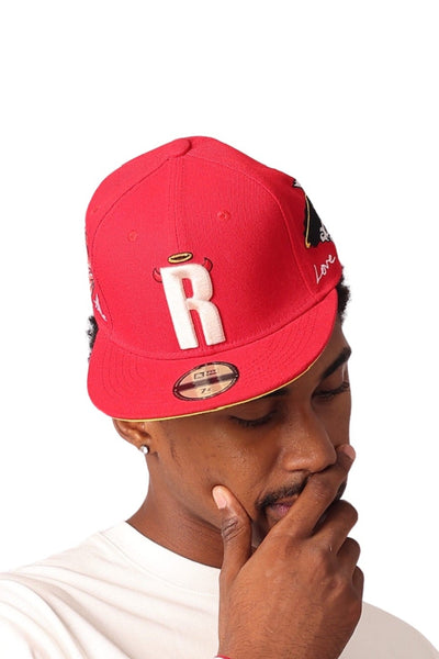LOVE/HATE FITTED CAP(red)